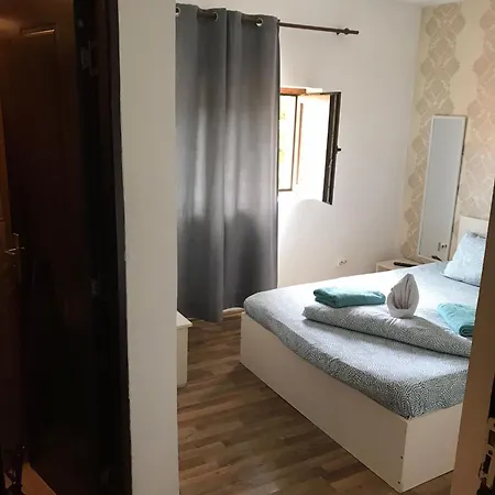 Vila Ka1 *